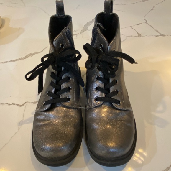 Girls Rachel Shoes Silver Zip-up Booties - Picture 3 of 7